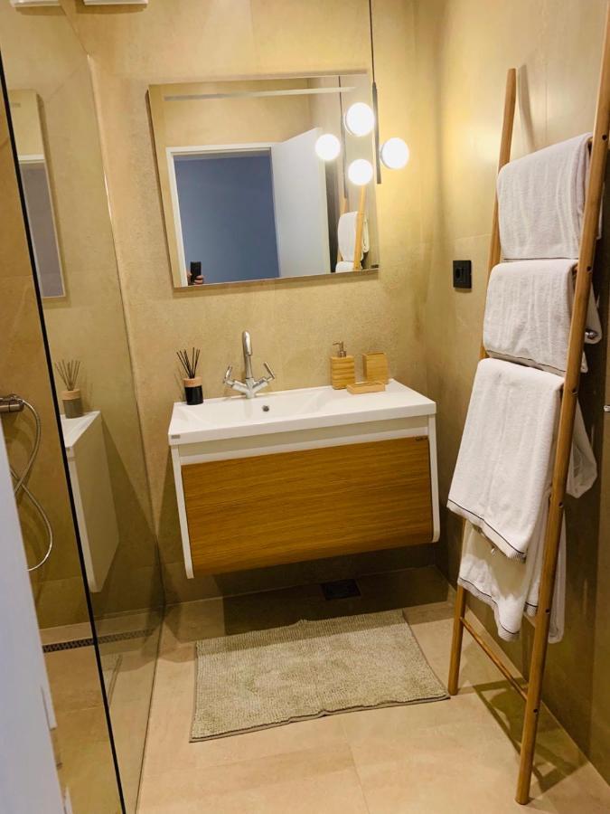 Le Petit Bonheur Apartment Улцин Екстериор снимка